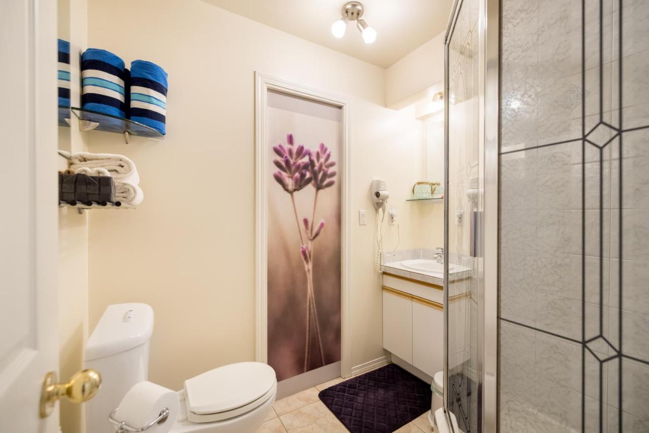 Enchanter Ocean View Suites Madeira Park Exteriör bild